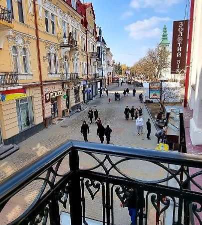 Центр Апарт Apartment Ternopil Bagian luar foto
