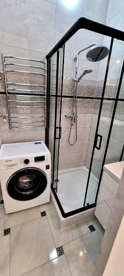 Центр Апарт Apartment Ternopil Bagian luar foto